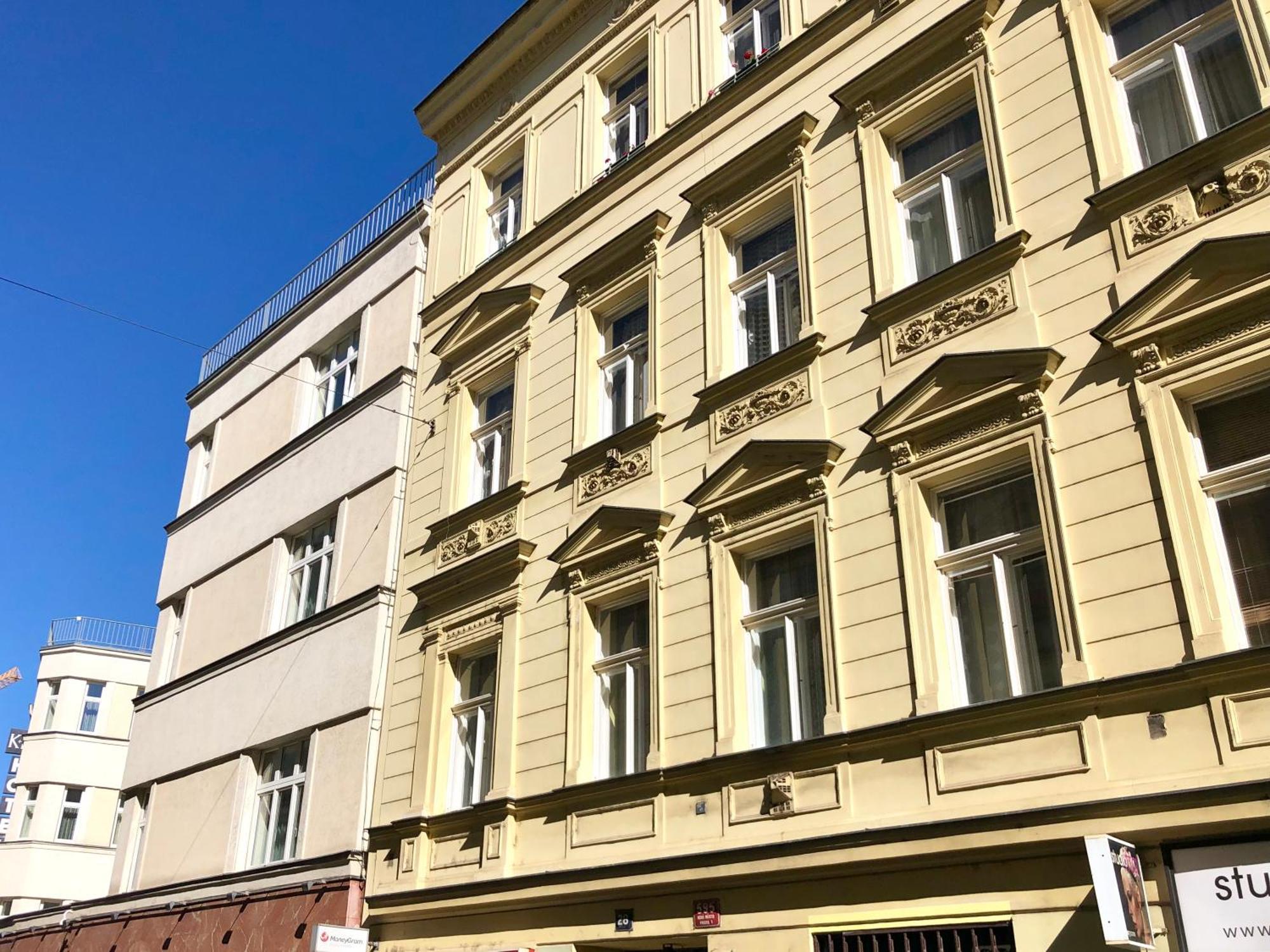 Duplex 2 With Quiet Terrace On Wenceslas Square, Prague